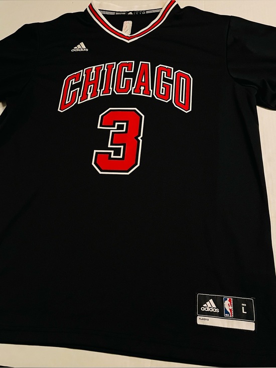 adidas Other - RARE Adidas 2016 Chicago Bulls Dwayne Wade Sleeved Alternate Jersey Shirt LARGE